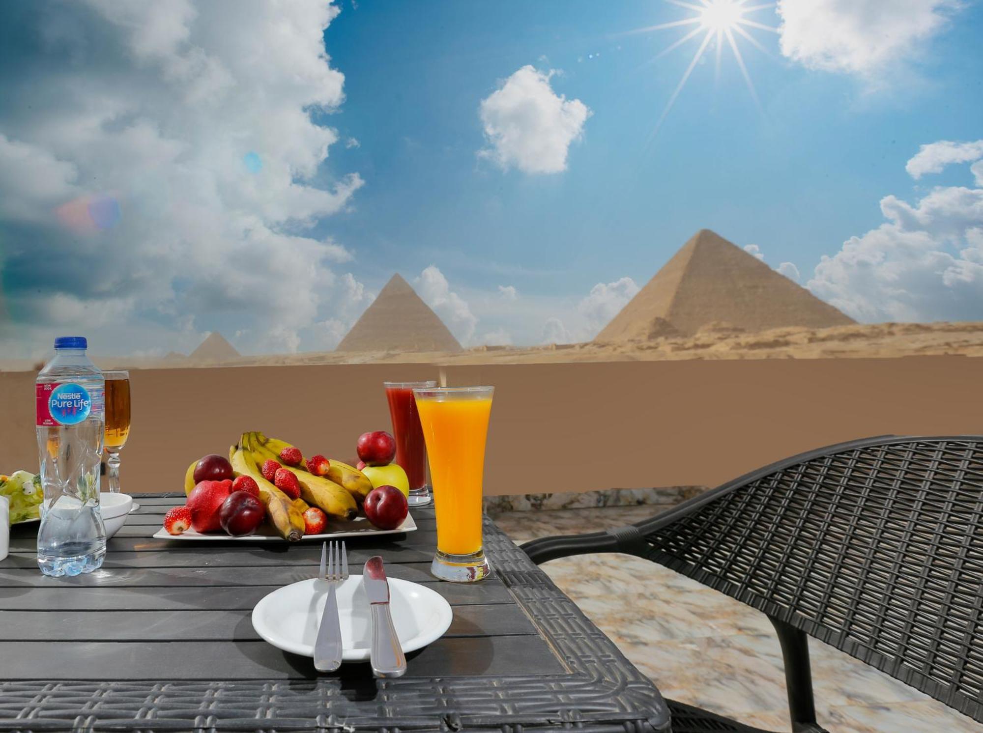 Steps In Pyramids View Hotell Kafret el-Gabal Exteriör bild