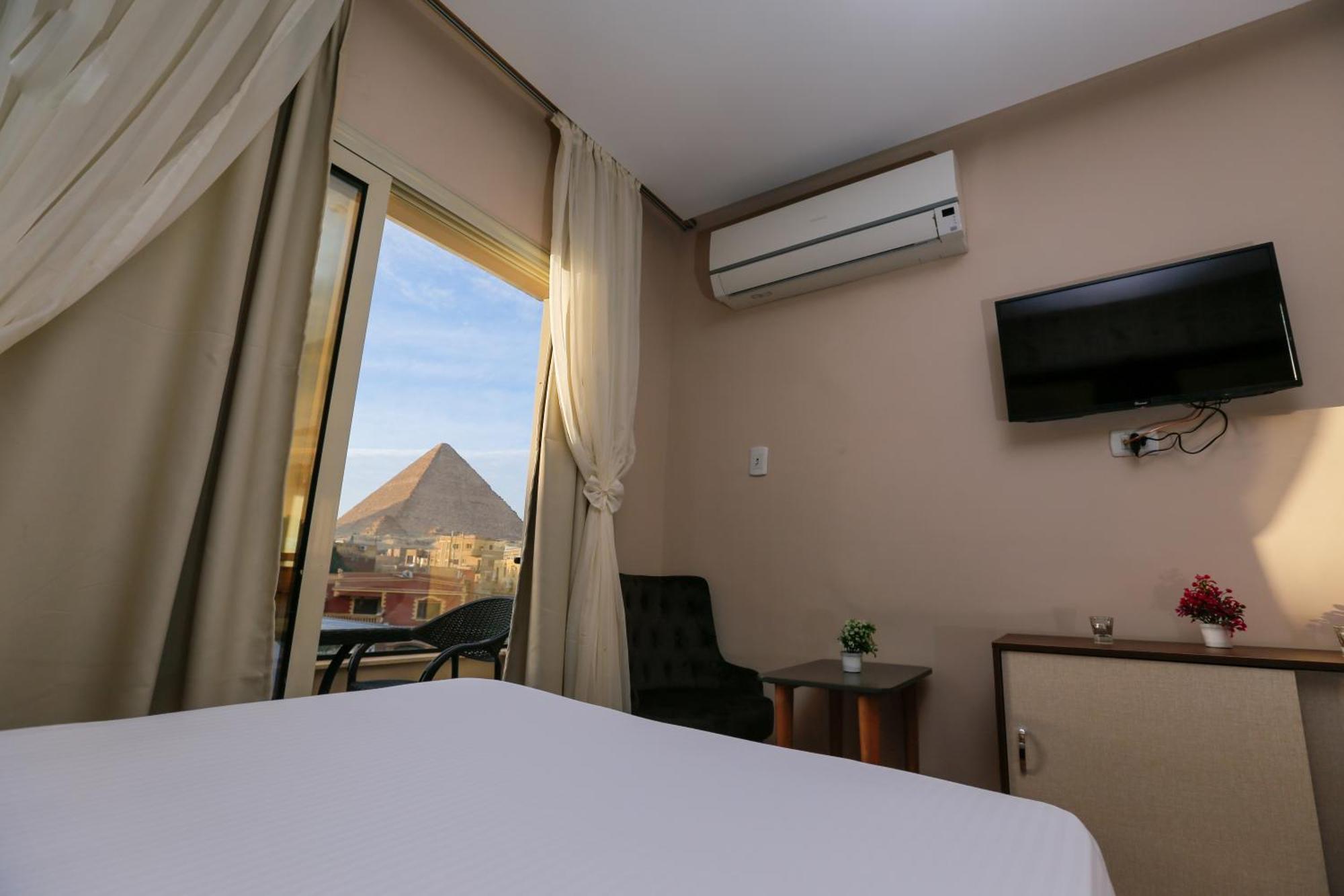 Steps In Pyramids View Hotell Kafret el-Gabal Exteriör bild